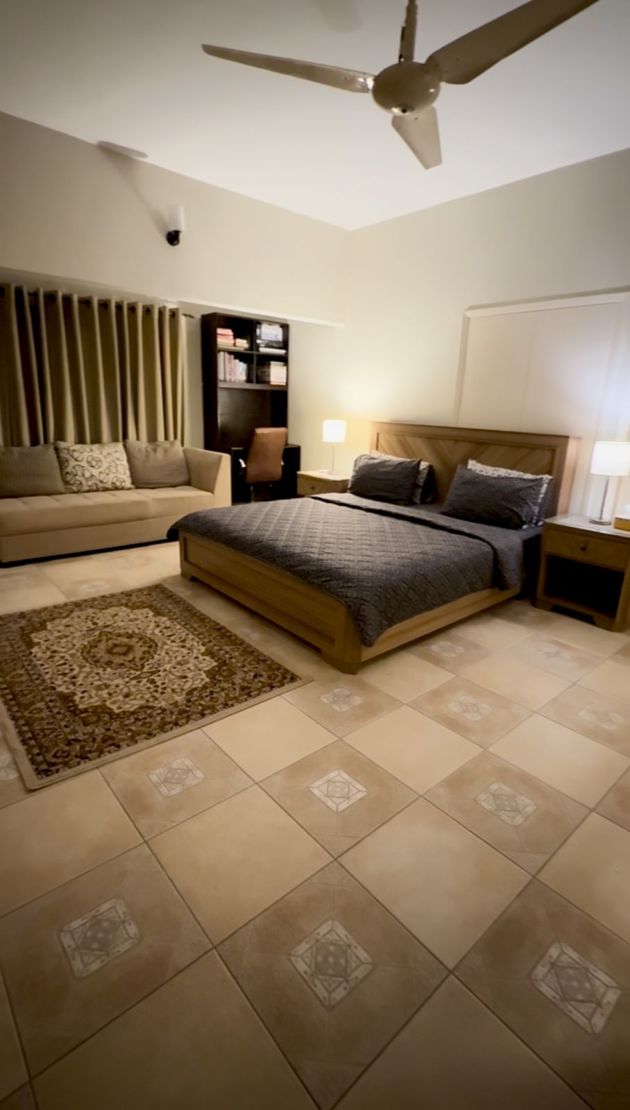 Master bed room